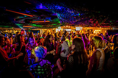 Partyschiff aus Stuttgart ✓ maximal 180 Personen ✓