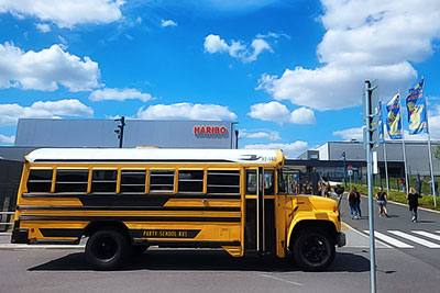 PARTYBUS DELUXE ➨ amerikanischer Schulbus für Feten in Köln und Umgebung ✓