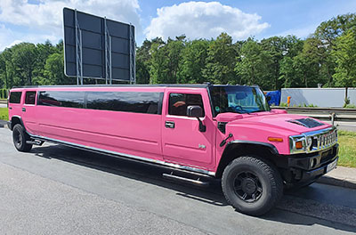 HUMMER H2 ➨ pinke Stretchlimousine in Düsseldorf mieten ✓