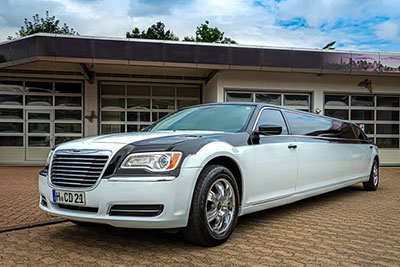 CHRYSLER 300C ➨ Stretchlimo in Hannover mieten ✓