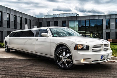 DODGE CHARGER ➨ Stretchlimo in Stuttgart mieten ✓